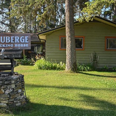 Auberge Kicking Horse Guest House Golden Exterior photo